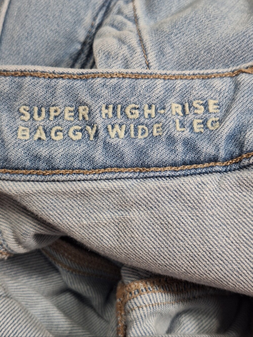American Eagle Light Wash Super High Rise Baggy Wide Leg Jeans Wms 12 Regular - Picture 12 of 16
